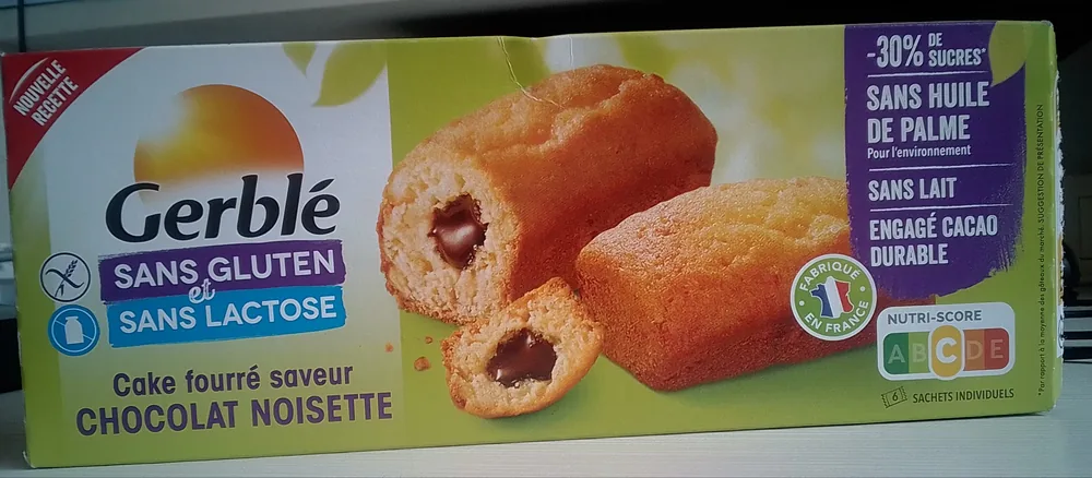 Cake fourré saveur chocolat noisette